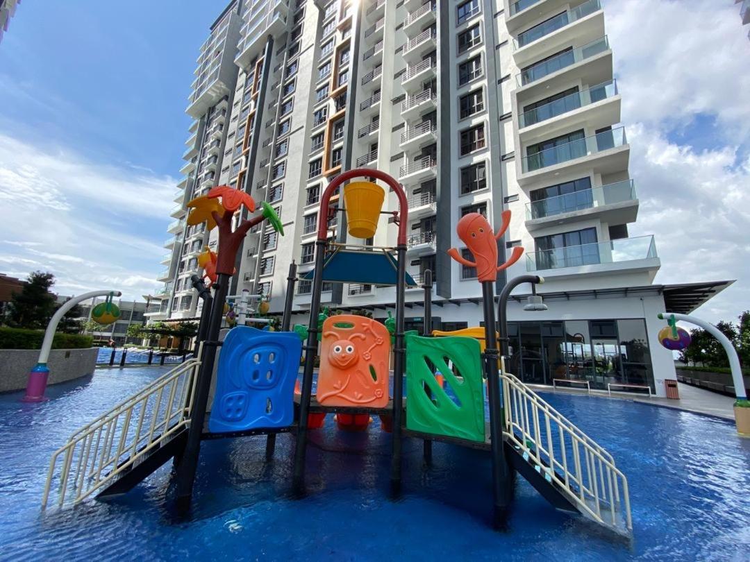 K Avenue 2bed A06 Near Airport By Gc *